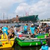 Plastic Whale: afval vissen in de Amsterdamse grachten