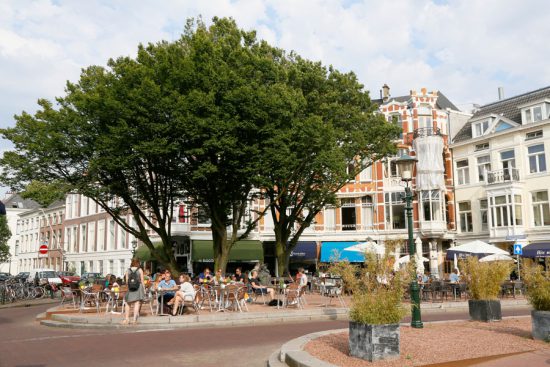 Het leukste plein van Den Haag: het Anna Paulownaplein in de Zeeheldenbuurt, stedentrip, hotspot,