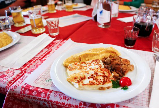 Lunchen bij Malga Venegia in Val Venegia (Trentino), duurzaam reizen, rondreis Trentino, Italie