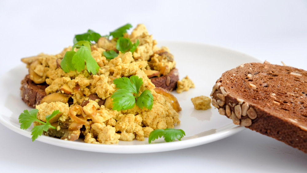 Scrambled tofu met kala namak zout