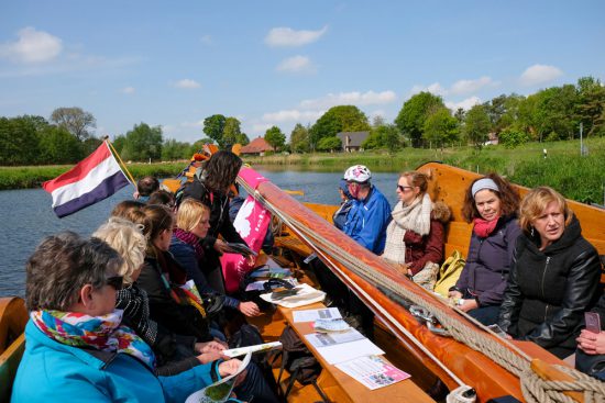 Met de fluisterstille Vechtezomp van Gransbergen naar Laar en terug. Fietsen door het Vechtdal van Duitsland naar Nederland, fietsvakantie