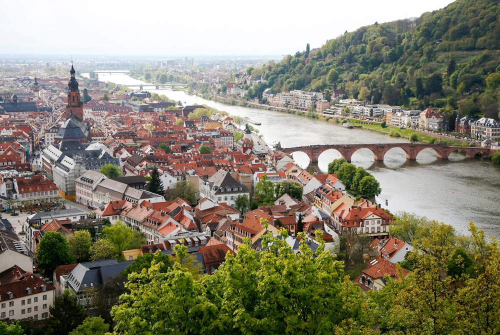 Heidelberg en de Neckar, mijn stadplaats voor een fietstocht langs de Bergstrasse. Fietsvakantie Die Bergstrass, Heidelberg, Duitsland, fiets, fietsroute, rondreis, standplaats