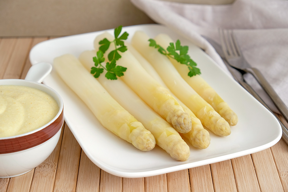 De lekkerste lentegroente: witte asperges