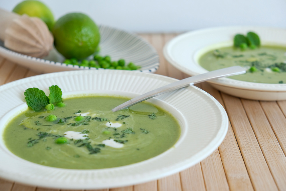 Zomerse erwtensoep, verfrissend en vegan