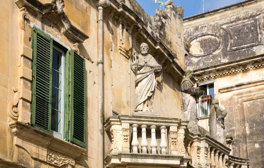 Lieflijk Lecce met prachtige, oude details. Puglia, Italie, rondreis door de hak